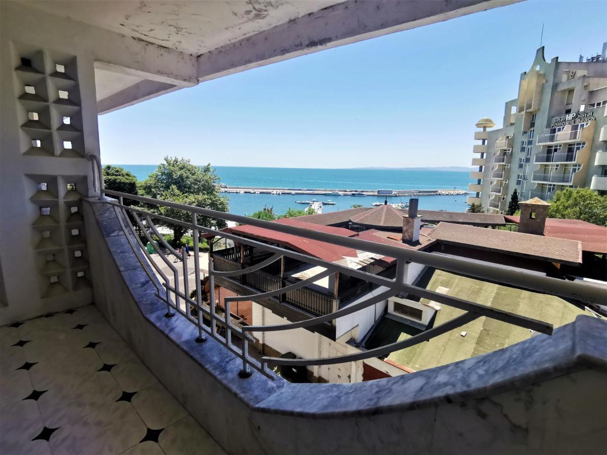 Lazur Seaview Apartment ポモリエ エクステリア 写真